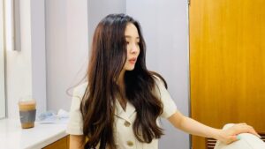 Yoon So-hee Thumbnail - 14.9K Likes - Top Liked Instagram Posts and Photos