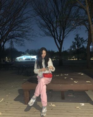 Yoon So-hee Thumbnail - 8.5K Likes - Top Liked Instagram Posts and Photos