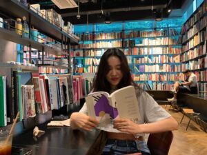 Yoon So-hee Thumbnail - 9.2K Likes - Top Liked Instagram Posts and Photos