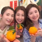 Yoyo Chen Instagram - 年初八我們㊗️大家 大🍊大利 發發發💰💰💰 #大年初八 #久違了的聚會♥️ #貓貓也拜年😻