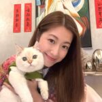 Yoyo Chen Instagram - 年初八我們㊗️大家 大🍊大利 發發發💰💰💰 #大年初八 #久違了的聚會♥️ #貓貓也拜年😻