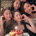 Yoyo Chen Instagram - Happy birthday to my dearest baby ♥️🌹🎂㊗️ 繼續健康，幸福，快樂！♥️ We love you 🌹🌹 @jessie_sum #AlvaHotelByRoyal #帝逸酒店 #源峰 #日本料理 #Mizutani #springmenu #春日料理特選套餐 @alvahotelbyroyal