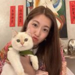 Yoyo Chen Instagram - 年初八我們㊗️大家 大🍊大利 發發發💰💰💰 #大年初八 #久違了的聚會♥️ #貓貓也拜年😻