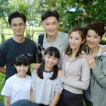 Yoyo Chen Instagram - 隨着「婚後事」的完結….. 實在有太多太多想感謝 好多謝公司俾咗一個咁好嘅機會我 好多謝監製林肯這麼用心的製作 編審黃秉怡寫了一個咁好嘅劇本 和把演繹張明芯這個重任交給我！ @apelink @bingyee_pinky 在演繹上，我知道我還有很多不足的地方 和需要進步的空間，請大家多多包涵！🙇🏻‍♀️ 我會繼續學習、繼續進步！ 另外要感謝我的每一位對手、整個製作團隊和宣傳團隊！ 每個崗位都是那麼的熱血🔥 過程雖然很不容易 但是非常值得…. 這一部作品絕對是大家嘔心瀝血之作！ 亦是我們的誠意之作！ 它對我來說「別具意義」！🌹 亦都衷心感謝喜歡和支持「婚後事」的每一位觀眾和每一位網友！ 這段時間亦收到了很多很多的評論和意見 讚賞的，我心存感激！ 批評的，我虛心接受！ 這一切絕對是一次相當美好的相遇♥️ 也給了我在演藝道路上滿滿的養分！ 送上最後一組照片 感恩所有！🙏🏼🙇🏻‍♀️🥹 @lawhimmm @lokyilai @laiwinki @wongmanyik @lawjoey @yuetyuetmui @evalaiyinshan @miumiu__au @siumingwong #婚後事 #林肯x黃秉怡 #張明芯 #Emma #感恩所有🙏🏼♥️ #劇終
