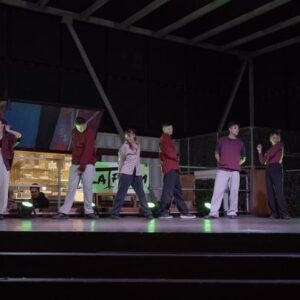 Ysa Penarejo Instagram - Tragic by @jazminesullivan 

i’ve been very blessed to have shared some special pieces with my community the past few months and i’m just coming around to sharing them HAHA! but here’s one that i wanted to share as it was my first @platformdanceshowcase project!!! at this time, it’s been a minute since i’ve been able to grab a few of my talented friends, put some wiggles on them, and share the stage with them. i love this cast so much and i’m truly grateful for their energy and talent 🤍