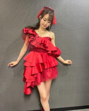 Yu Serizawa Instagram - ❤️

ちょっと前だけど
ツアー北海道のお写真🐶🌹

最近の推し様の髪型が可愛すぎたから真似っこしてもらった〜😌

お花もたくさんありがとう！
週末はついにファイナルです！！

MOTSUさんも来てくれるよ！！
絶対アチアチだよ！！

🥊最終決戦🥊

12月24日(日)
開場13:15/開演14:00 
開場17:15/開演18:00
ZEPP DiverCity(TOKYO)

覚悟しろ🫰

#愛のある攻撃でボコボコにしてあけるよ