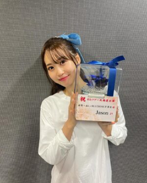Yu Serizawa Instagram - ❤️

ちょっと前だけど
ツアー北海道のお写真🐶🌹

最近の推し様の髪型が可愛すぎたから真似っこしてもらった〜😌

お花もたくさんありがとう！
週末はついにファイナルです！！

MOTSUさんも来てくれるよ！！
絶対アチアチだよ！！

🥊最終決戦🥊

12月24日(日)
開場13:15/開演14:00 
開場17:15/開演18:00
ZEPP DiverCity(TOKYO)

覚悟しろ🫰

#愛のある攻撃でボコボコにしてあけるよ