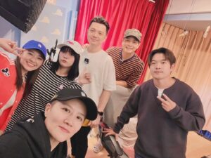 Yu-Tung Hsia Instagram - 童協let's  go更新( • ̀ω•́ )
今晚十點準時上線～
#五熊國際 yt趕快先訂閱起來喔！
https://youtu.be/M4Ldy5iOETo