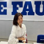 Yu Seon Instagram - 어제..공연 연습 후.. 잠시 그녀를 @lovely_jahye 만나 최종 회의!! 그동안 자혜와 함께 준비 해 왔던 게 있는데.. 오늘 오픈하려고 해요^^ 저녁 6시!! 다시 만나요ㅎㅎ 힙한 장소에서, 사진 잘 찍어주는 동생덕분에 오랜만에 📸