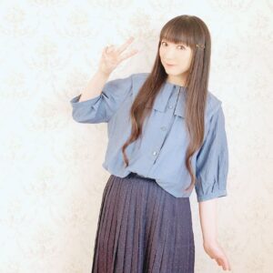 Yui Horie Instagram - .

夏休み記念その11♪

ニュータイプ連載撮影の時の写真です♪
この時は、髪がけっこう長めです！