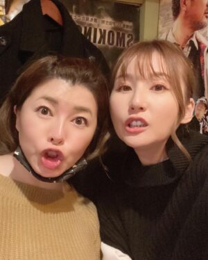 Yui Tatsumi Instagram - 昨日は、OPフェスありがとうございました！
久しぶりの舞台挨拶で、ずっとヘラヘラしててごめんなさーい！笑
いつもの事ですがw
みんなに会えて嬉しくてテンション上がってました🙃

出演者がほぼ集まっての舞台挨拶だったので、人数多い！ってなったよねー！笑
倖田さんが来れなかったの残念！

ギリギリでの参加告知でしたが、会いに来てくれてありがとう❤️

映画も観に来てねくれた方々ありがとうございました😊

このご時世でサイン会とかはないけど、来てくれて感謝です！

また、来年はR18バージョンも上映させるようなので、楽しみにしててね♪

舞台挨拶前に塔子さんとごはん食べて、舞台挨拶後にみんなと飲みに！（ジュースだけど）
久しぶりに会えて楽しかったなっ♡