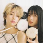 Yui Sakuma Instagram - ✌️ 我々、はじめての共同作業。 素晴らしいチームワークを発揮しました。 ラブ🫶🫶🫶 with @anna_ishii_official @vivi_mag_official