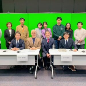 Yuka Aiuchi Instagram - 3年間担当してきたNewsモーニングサテライトを
離れることになりました。
2021年3月にメインキャスターに就任した当初は
不安も大きかったのですが、
振り返ってみれば大相場といえるマーケットで
各国の中央銀行の金融政策の転換や
日経平均は4万円超えの過去最高値更新など
日々のマーケットを追いかける面白さ、
伝える楽しさを実感することができた3年間でした。

いつもご覧になってくださっている視聴者の皆さま、
多様な視点を持つプロフェッショナルな解説者の皆さま、
そして頼もしい多くのスタッフに支えられながら
ここまでモーサテのキャスターを務めることができました。
本当にありがとうございました。

明日からはWBSのメインキャスターとして今後の金融政策やマーケットの動きを追いかけながら、学び続けていきたいと思います。
片渕、角谷両メインキャスターでますます進化するモーサテ 、そして新たなWBSをこれからもどうぞ宜しくお願い致します！

#モーサテ 
#モーニングサテライト
#モーサテプレミアム
#wbs
#ワールドビジネスサテライト