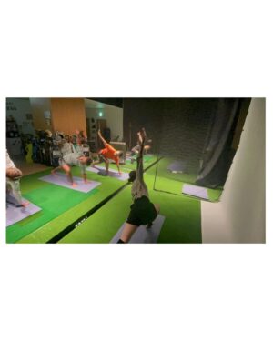 Yukari Taki Instagram - 8月から毎月、土日の
休日に開催しているゴルフヨガイベント⛳️

始まった当初から
有難いことに毎月満員の
ご参加をいただいています🥺🙏♡

休日の参加は難しく
平日に開催して欲しいという
これまた有難いご要望をいただき先日、
急遽開催してまいりました🧘‍♂️🧘

皆さん普段からゴルフをされている方で
しっかり動きたい！とのこと🏃‍♂️
ちょっぴりハード目に
レッスンさせて頂きました😜

終わった後に

「飛距離が伸びた」
「肩周りが動く」
「前屈で下まで手がつく」
「体がめっちゃ捩れる」

などなど皆さんそれぞれに
良い変化があったみたい✨✨✨

この瞬間が一番ニヤける🤤🤤
嬉しい瞬間だ！

というわけで
1月から平日のヨガクラスも
開催させて頂くことになりました👏✨

休日の参加は難しくて
諦めていた方もぜひぜひ
この機会にご参加くださいませ🥳

1月は【1月16日 19時-20時】の
開催になります！！

◾️場所　@golf_gt518 
◾️料金 ¥4,500
◾️持ち物 動きやすい服、タオル、飲み物
◾️マットレンタル ¥300 (持参可)

※こちらの平日クラスは酵素ドリンクはつきません

🌟ご予約はDMにて承ります🌟

2024年も体をほぐして
快適な身体で過ごしていきましょう🤍🩵🤍

┈┈┈┈┈┈┈ ❁ ❁ ❁ ┈┈┈┈┈┈┈

【イベントのご案内】

🟣12月11日　ヨガイベント
場所  @osekkaino 
1部  19時-20時🈵
2部  20時15分-21時15分🈵

🟣12月24日 ヨガイベント
場所 @golf_gt518 
1部 10時-11時 《Relux》
2部 12時-13時 《Refresh》
3部 14時-15時 《Golf》

🟣1月16日 ヨガクラス
場所  @golf_gt518 
19時-20時

⭐️ご予約はDMにて承ります⭐️

◎キャンセルポリシー◎

次回予約へ変更対応の場合は
キャンセル料はかかりません✨

変更ではなくキャンセルの場合は
以下のキャンセル料が発生致しますので
あらかじめご了承くださいませ。

⚫︎当日  100%
⚫︎3日前  50%
⚫︎1週間前  30%

┈┈┈┈┈┈┈ ❁ ❁ ❁ ┈┈┈┈┈┈┈