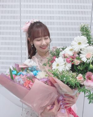 Yuki Kashiwagi Instagram - ༝༚┈❁┈༚༝

Mステ2時間SP✨
AKB48のメンバーとして出演する
最後の音楽番組でした！！

素敵な卒業企画を組んでくださり、
本当に感謝の気持ちでいっぱいです！！😭🌸

そして今日でちょうどMステ100回目の出演でした！😳

最後にタモリさんから花束も渡していただき、
嬉しいことだらけでした😭💐

今日のことは一生忘れません！！🥲💗
#Mステ