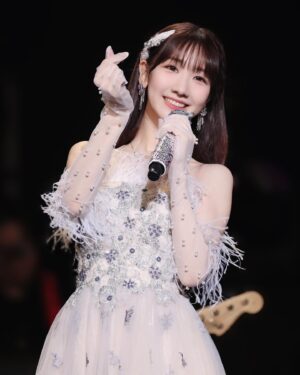 Yuki Kashiwagi Instagram - 𓂃◌𓈒𓐍

ソロライブツアー無事完走しましたー！！！

ソロデビュー10周年を記念したツアーと
いうことでしたが、改めて！
ファンの皆さんからの愛を、
たくさん感じることのできた期間でした☺️🩷

これからも15周年、20周年、30周年と
長く長く歌い続けていけますように😌🎤✨

2/4までU-NEXTで見逃し配信もありますので
ぜひチェックしてみてください🫶🏻