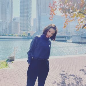 Yuki Sakurai Instagram - 今日はずーっと外です。 天気が良かったので気持ち良かったです。 まだまだ撮影続きます。 がしかし、お昼にずっと食べたかったカレー屋さんのカレーを食べれたので。今日の桜井は無敵です。 実は眠いですがきっとバレていないと思います。 皆さん、美味しい晩御飯をもりもり食べて、ぬくぬくしてくださいね。 今日も一日ご苦労様でした。 　　　　　　　　　　　　　　　　　　　桜井