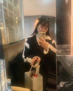 Yukika Teramoto Instagram - 人生で何回とないホワイトクリスマス🪅🎄
明日からは年末大掃除🥺