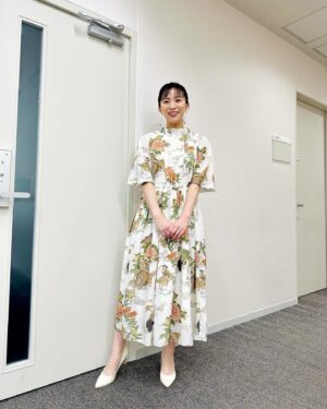 Yukino Yamamoto Instagram - 🦒
衣装です🤵‍♀️

@and_ellecy 
@arc_press 
@lois_crayon_official 
@strawberry_fields_official 
@official_bluegreed 
@ladymade_official 
@tonal_official
