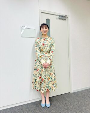 Yukino Yamamoto Instagram - 🦒
衣装です🤵‍♀️

@and_ellecy 
@arc_press 
@lois_crayon_official 
@strawberry_fields_official 
@official_bluegreed 
@ladymade_official 
@tonal_official