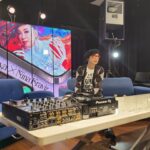 Yumi Matsutoya Instagram - 直前まで打ち合わせ