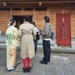 Yumi Matsutoya Instagram - 明日朝11時からのユーミンコードは、石川県加賀編です。 もちろんユーミンは、足湯に入りませんでした笑 マネージャーK子