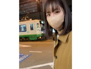Yumiko Takino Instagram - .

今年の3月に敦賀まで延伸した北陸新幹線で
福井県に行ってきました！🦕🦖

駅前だけでもとても楽しめました〜🦀

そしてそして、ハピラインふくいも乗りました！
限定ICOCAも、もちろんゲット🦖

#福井駅 #福井県