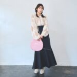 Yuna Hoshino Instagram - CHIP CLIPの冬アイテムが可愛すぎる～～( ; ; )‪‪❤︎‬ 全国のアベイルで11/11(土)から発売です！ ゆなが11/9(木)にYouTubeで投稿した動画の中でも紹介しているのでチェックしてみてね🩷 #PR #avail #アベイル #chipclip #チップクリップ #今を着る