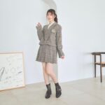 Yuna Hoshino Instagram - CHIPCLIPの秋服が可愛すぎる🩷 大人ガーリーなお洋服がたーくさんっ！ 着用コーデは9/23（土） アベイルで発売です！ ぜひお揃いにしてください🩷 #PR #avail #アベイル #chipclip #チップクリップ #今を着る