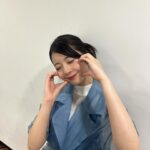 Yuna Hoshino Instagram - 昨日放送された『ハイティーン･バイブル #10』は観てくださりましたでしょうか？🙄 ABEMATVで観れますのでお時間ある方はぜひ…♥ @highteenbible_official 私の4thシングル『恋愛偏差値45』もテーマソングになっています！！リリース前に聴けるチャンスですよぉ〜🫣🩷 ぜひぜひ！！ ･ ･ ハイティーンバイブル衣装 stylist @kon_543 さん♥ お靴がワンワンでとても可愛かったのです…ꕤ︎︎·͜·