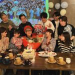 Yuna Taira Instagram - 🔴🔴👹 2年越しでやまちゃんの還暦を お祝いできましたー！！！ イワーイさんの結婚も✨ 嬉しい再会だったなー♡ 次は鉄拳さんの還暦かな🥂 今夜11時からはbayfmで集合ちゅ！ 先週に引き続きお付き合いください☺︎ Special thanks @argos.cafe_wabal #おはスタ #おはガールちゅちゅちゅ #平祐奈の凸凹ラジオ