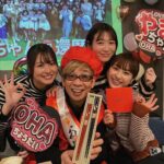 Yuna Taira Instagram - 🔴🔴👹 2年越しでやまちゃんの還暦を お祝いできましたー！！！ イワーイさんの結婚も✨ 嬉しい再会だったなー♡ 次は鉄拳さんの還暦かな🥂 今夜11時からはbayfmで集合ちゅ！ 先週に引き続きお付き合いください☺︎ Special thanks @argos.cafe_wabal #おはスタ #おはガールちゅちゅちゅ #平祐奈の凸凹ラジオ