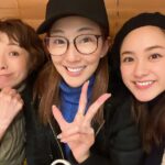 Yuna Taira Instagram - 💛💜🩷 少し前に晶紀さんと紅ちゃんと観劇へ🎭 集まると関西弁でずーっと笑ってて もう時間があっという間🤣 NOISES OFFのグループメールは今でも 動いてるし楽しい愉快なお仲間と出逢えて ほんまにご縁に感謝です♡ これからも皆さんの出演舞台が楽しみっ！ #関西仲間 #NOISESOFF #斑鳩の王子 #面白かった