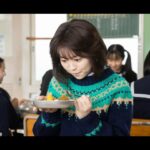 Yuno Ohara Instagram - ㅤㅤㅤㅤㅤㅤㅤㅤㅤㅤㅤㅤㅤ 劇場版「おいしい給食Road to イカメシ」 本日公開となりました🎬🥖✨ ヒロイン 比留川愛役で 出演させていただいています。 『笑って、泣いて、お腹が空く 極上の給食スペクタルコメディ』 笑っていたはずなのに、気づいたら涙しているような。 給食のことを言っているようで、 社会であったり教育にも刺さる言葉が沢山あります。 おこがましいですが、 自分の中での代表作と言いたいほど大切な作品です。 改めてこの作品に 参加させていただけたことに感謝すると共に、 1人でも多くの方に届くことを心から願っております。 是非劇場へ足を運んでいただけたら幸いです☺︎