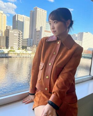 Yuno Ohara Instagram - ㅤㅤㅤㅤㅤㅤㅤㅤㅤㅤㅤㅤㅤ
こちらも、一目惚れしたお衣装さん。
いつもスタッフの皆様から
愛がいっぱいの魔法に勇気をいただいて、
お仕事頑張れています😮‍💨✨♡