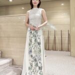 Yuri Nakamura Instagram - #鬼平犯科帳血闘 東京初日舞台挨拶 最後の写真お眠りに。笑 outfit @murralofficial jewelries @tasaki_intl ありがとうございました♡