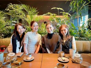 Yurika Kurosawa Instagram - 出来たばかりの麻布台ヒルズへ😍
今回はSAAWAAN Bistro✨　
タイ料理なんだけどまた新しい発見があるような料理も多くてオススメのお店になりました😋

他にも素敵なお店たくさんありそうで色々行ってみたくなりました♪ 
また開拓するの楽しみだな☺️♡