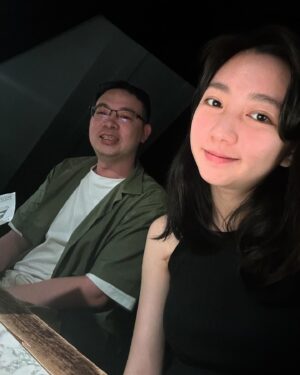Yuto Lin Instagram - 0611
人一生要遇到很好的朋友不容易
要遇到願意無時無刻站在你這裡腦挺的
超級不容易
要遇到在你低落的時候 不講什麼廢話
好好聽你說話的
超級超級不容易🥹
雖然發的有點晚了
但 @enyu_chang  HPBD！！
沒什麼能夠給你的😂 只能給你一份祝福啦哈哈
PS 覺得自己那天的髮型蠻好看的🤣