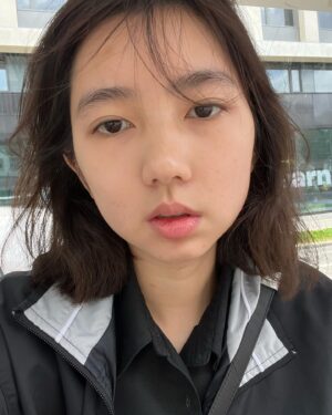 Yuto Lin Instagram - 0816
無法理解大家的頭髮為什麼都那麼受控
我也很認真梳啊🤔️
電棒跟離子夾以前燙到有陰影完全不敢碰
難道這樣就沒解了嗎😔