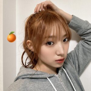 Yuuri Ota Instagram - 冬に逆らってオレンジになりました🍊
@air_kohei さん ありがとうございます😼
#hair #haircolour #orangecolor
