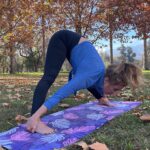 Yuyuniz Navas Instagram - El Yoga, es la mejor herramienta de auto educación y realización a la vez. A través del cuerpo logramos desarrollar niveles de conciencia, y liberar toxinas. El Yoga, es también la perfecta herramienta de salud, ya que nos permite trabajar sobre nuestra atención. La fluctuación de pensamientos, la atención dividida, y la pérdida de memoria, perjudica enormemente nuestra salud física y mental. #practicadeyoga #memoria #atencion #dristi #saludmental #foco #elcaminodelyoga @martinpetit1