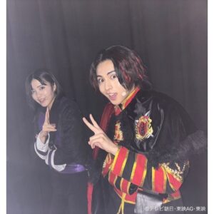 Yuzuki Hirakawa Instagram - 👑
⁡
王様戦隊キングオージャーを愛してくださった皆様
1年半本当にありがとうございました。
⁡

いやぁ泣いたなぁ〜笑
普段あまり人前で泣くタイプでは無いんですが、今回はサプライズも盛り沢山で止まらなかったです。
こんなにこの時間が永遠続けばいいのにと思ったのは初めてで、本当にそのぐらいこの作品やみんなの事が大好きなんです。

沢山のスタッフ･関係者の皆様、そしてキャストの皆様も本当にありがとうございました！
こんなに素敵な方々に囲まれて過ごしたこの時間は私の宝物です。
⁡

これからも王様戦隊が皆様の心の中に居て、日々の生活を少しでも支えられる存在になっていたら嬉しいです。

⁡
｢離れていても、ずっと一緒だ｣

皆様からの応援届いてましたよ！
沢山の愛をありがとうございました💜

改めまして、キングオージャーを応援して頂き、そして愛して頂きありがとうございました！
⁡
では、またどこかで🦋
⁡
#王様戦隊キングオージャー
#キングオージャー
#キングFLT
#ゴッカンは不動