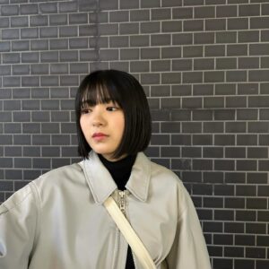 Yuzuki Hirakawa Instagram - 💇🏻‍♀️

髪の毛切った。
どうどうどう！？

あといっつもこんな感じで自撮りしてます。笑
そこを撮られた笑

📸 @seina_suzuki_