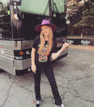 ZZ Ward Thumbnail - 859 Likes - Top Liked Instagram Posts and Photos