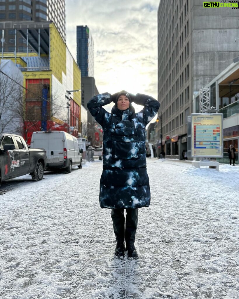 Zaho Instagram - « Quand j’étais sous la neige à chercher l’soleil dis moi t’étais où ? »
