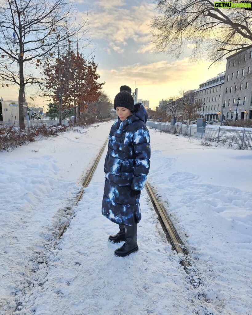 Zaho Instagram - « Quand j’étais sous la neige à chercher l’soleil dis moi t’étais où ? »