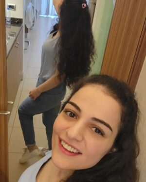 Zaina Barafy Instagram - عيد سعيد وكل عام وأنتم بخير 🥰
#زينة_بارافي 💞