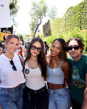 Zaria Instagram - Ain’t no summer like a hot strike summer cuz the hot strike summer don’t stoppppp (apparently)