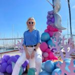 Zeta Douka Instagram - It’s wonderful to be 8 and a mermaid too! 🧜‍♀️🧜‍♀️🧜‍♀️ 🧜‍♀️Ευχαριστούμε @headtotoegr για την υπέροχη διακόσμηση με τα -οικολογικά βιοδιασπώμενα -μπαλόνια @masterfireworks_neopsychiko και τις γοργονοουρές! 🧜‍♀️ Ευχαριστούμε τον Μάγο Ramirez και την ευφάνταστη βοηθό του - κατά κόσμον Πρόδρομο και Πετρήλια- που διασκέδασαν παιδιά και μεγάλους με τον καλύτερο τρόπο Περάσαμε υπέροχα! Και του χρόνου 🧜‍♀️🌈