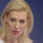 Zeta Douka Instagram - Την προηγούμενη Τρίτη πραγματοποιήθηκε το Most Powerful Women Summit 2024 , που οργάνωσε με μεγάλη επιτυχία και φέτος το @fortunegreece. Ήταν μία ημερίδα αφιερωμένη στην γυναικεία επιχειρηματικότητα όπου γυναίκες από όλους τους κλάδους , είχαμε την ευκαιρια να συναντηθούμε και να μοιραστούμε απόψεις και ιδέες για το παρόν και το μέλλον της δυναμικής μας παρουσίας στην ελληνική και παγκόσμια κοινωνία. Με την ιδιότητα μου κυρίως ως ιδρύτριας και προέδρου της ΜΚΟ ανάσα , που υποστηρίζει τους πάσχοντες από Διαταραχές Πρόσληψης Τροφής, είχα την χαρά να συναντηθώ επί και εκτός σκηνής, με την υπέροχη Λαμπρίνα Μπαρμπετάκη @lab_399 , CEO της φαρμακευτικής @abbvie_greece , και να μιλήσουμε για την υποχρεωτική κατάρριψη των στερεοτύπων και των συνδρόμων που δυσκολεύουν το φύλο και την επαγγελματική μας πορεία, όπως το «Good Girl Syndrome», τονίζοντας ιδιαιτέρως την σημασία της γυναίκειας αλληλοϋποστηριξης και αυτογνωσίας στην επαγγελματική και προσωπική μας εξέλιξη. Στο τέλος, υποσχεθήκαμε η μία στην άλλη να βρούμε τον χρόνο να γίνουμε φίλες, επισφραγίζοντας το με μια ζεστή μια εγκάρδια αγκαλιά. ❤️ Ευχαριστώ πολύ το @fortunegreece και την @aparetzoglou για την πρόσκληση καθως και την καταπληκτική συντονίστρια της συζήτησής μας @ioan_thom , που μας επέτρεψε να … παρασυρθούμε και να γίνουμε μια όμορφη παρέα. Ευχαριστώ πολύ και τη φίλη μου @kiapap1 , που πάντα ξέρει να φέρνει σε επαφή ανθρώπους με κοινούς στόχους κι ενδιαφέροντα ❤️ Και του χρόνου , με ακόμη μεγαλύτερα επιτεύγματα για ακόμη περισσότερες γυναίκες! #fortunegreece #mostpowerfulwomensummit2024 #womenempowerment #womensupportingwomen